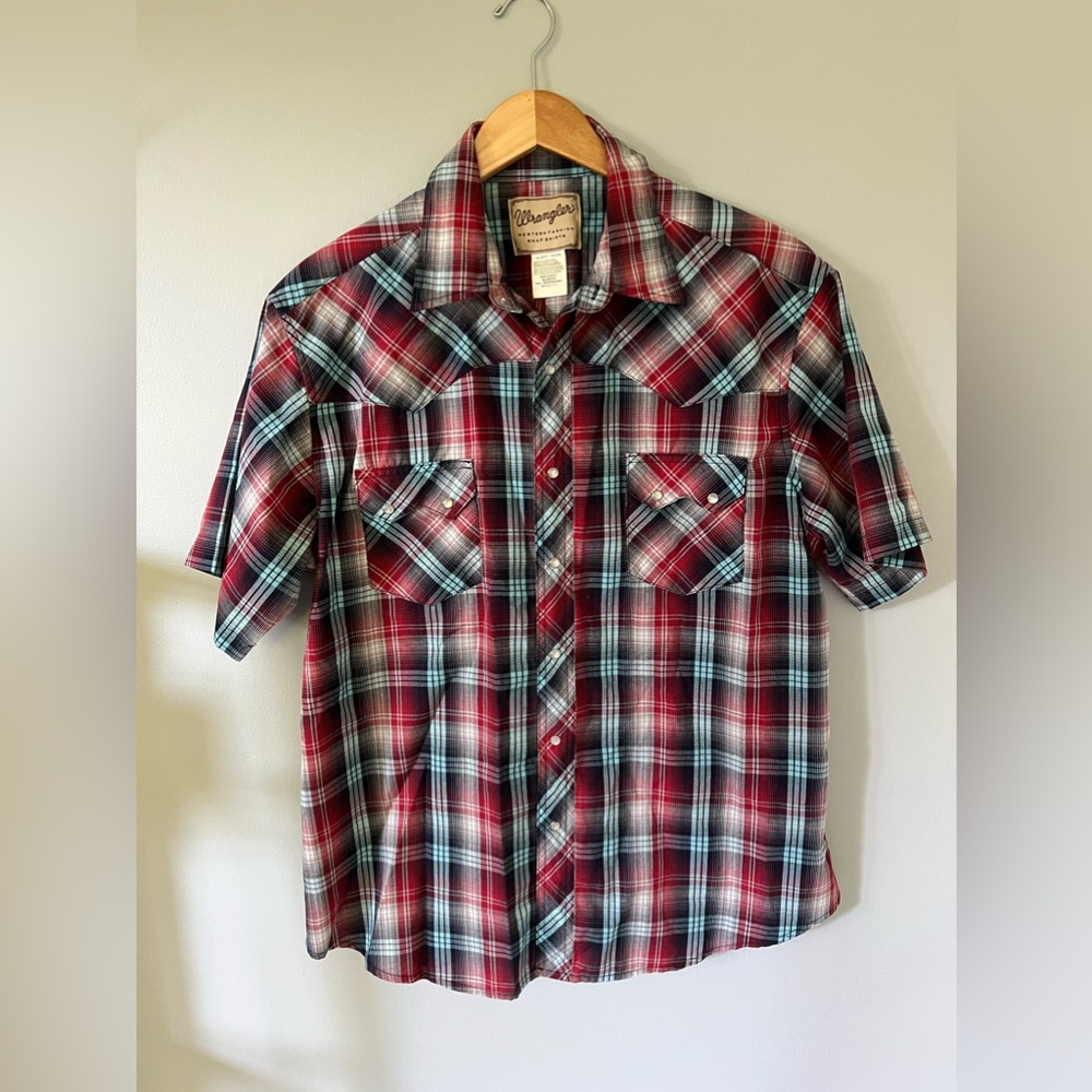 Wrangler plaid pearl snap shirts, Size Large